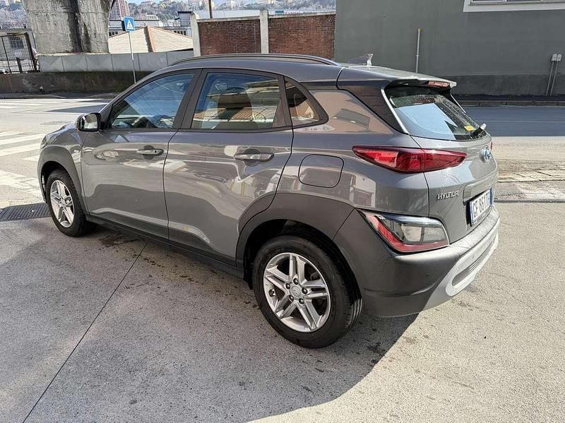 Usata Hyundai Kona 120 CV (88 kW) 2021 Grigio SUV