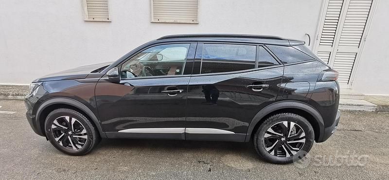 Usata Peugeot 2008 131 CV (96 kW) 2022 Nero SUV