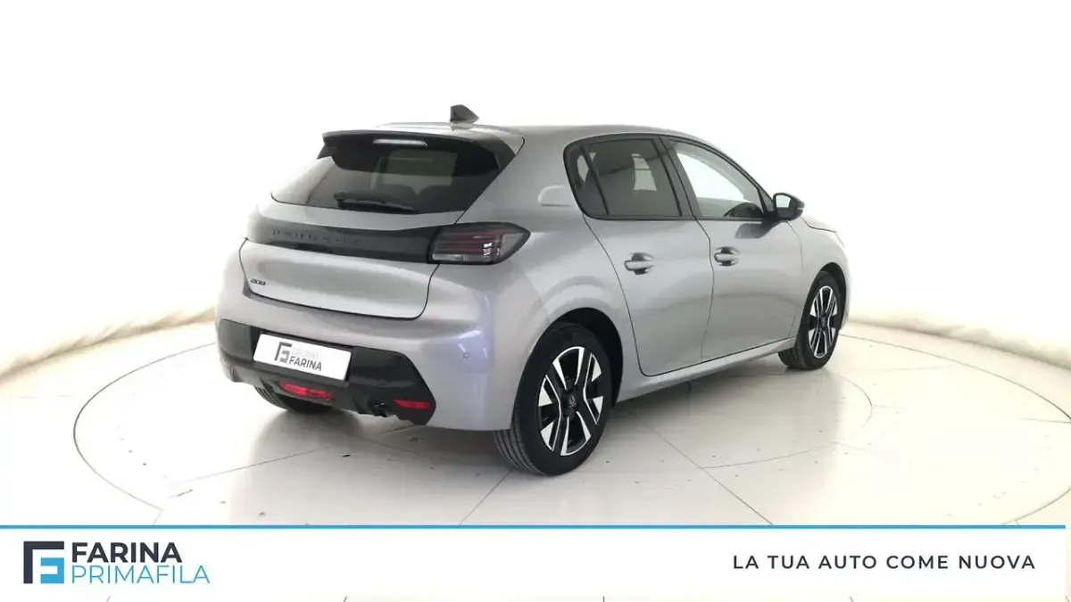 Occasion Peugeot 208 Allure 100 ch (73 kW) 2025 Gris Citadine