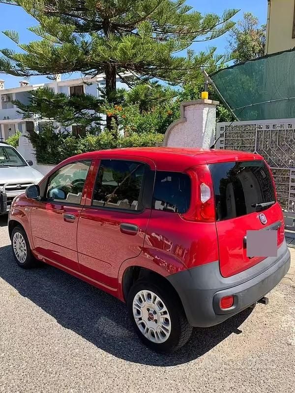 Usata Fiat Panda 80 CV (58 kW) 2016 Rosso Utilitaria