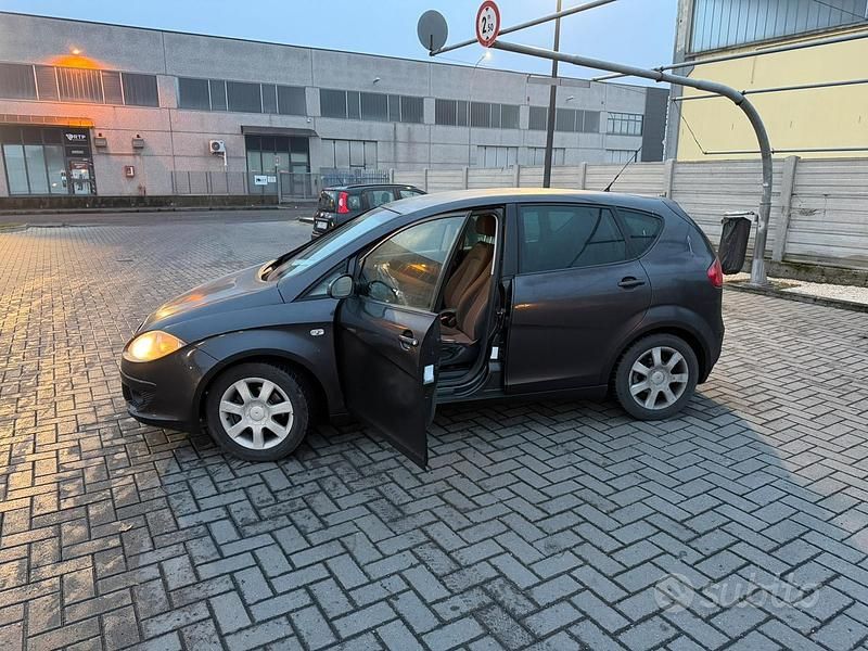 Usata Seat Altea 105 CV (77 kW) 2004 Nero Monovolume