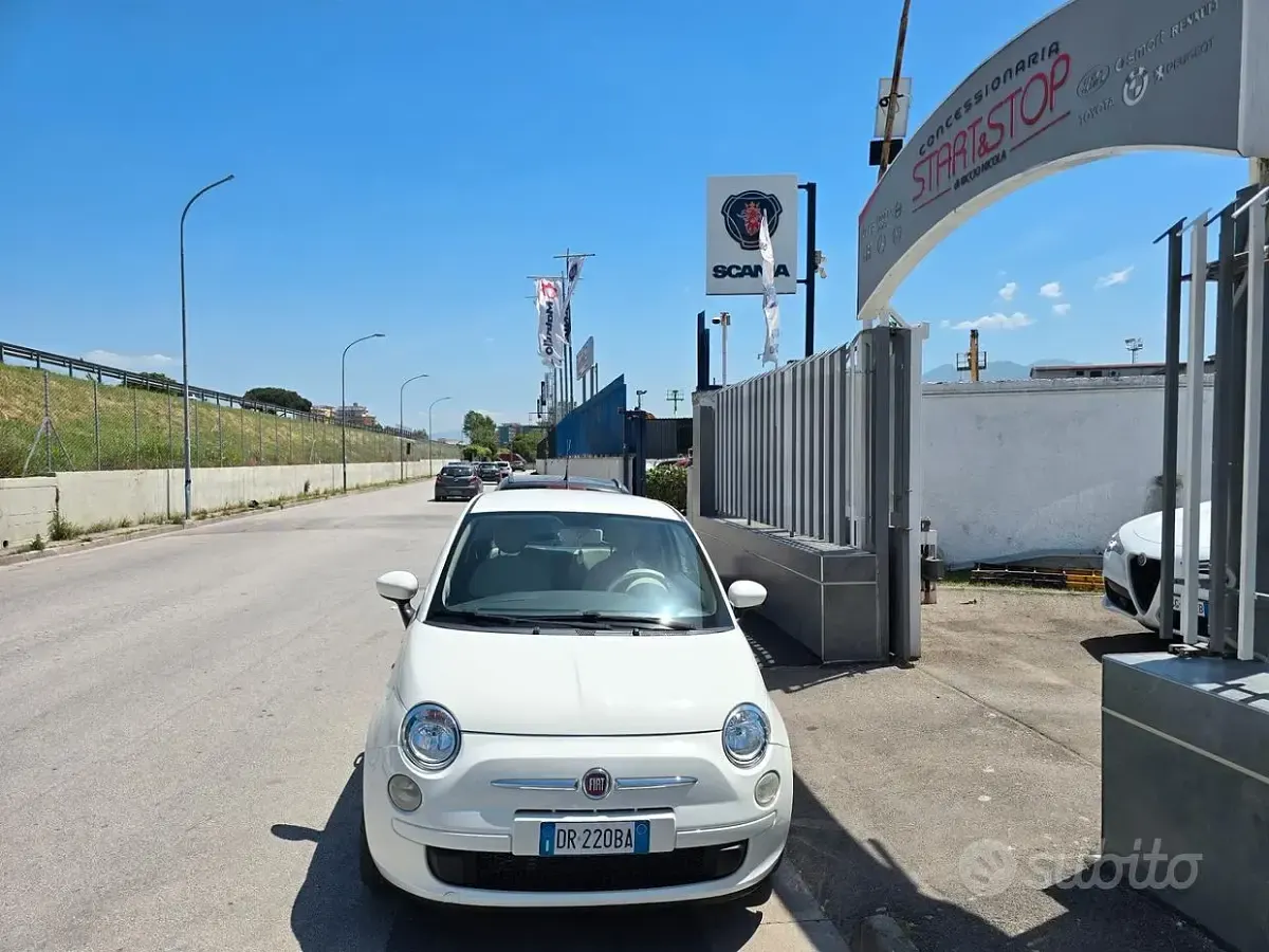 Usata Fiat 500 Lounge 75 CV (55 kW) 2008 Bianco Berlina