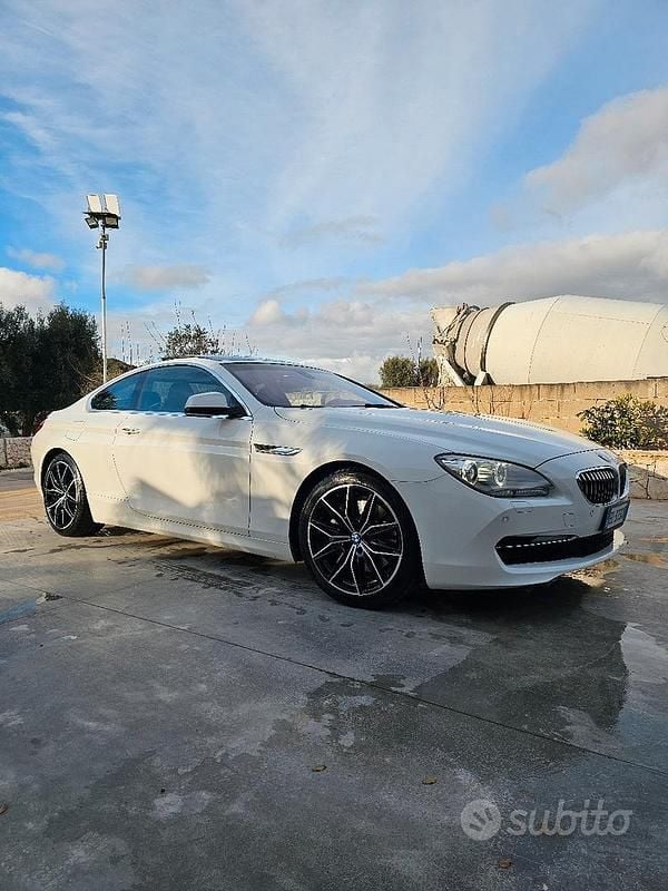 Usata BMW 640 Comfort Edition 313 CV (230 kW) 2012 Bianco Coupé