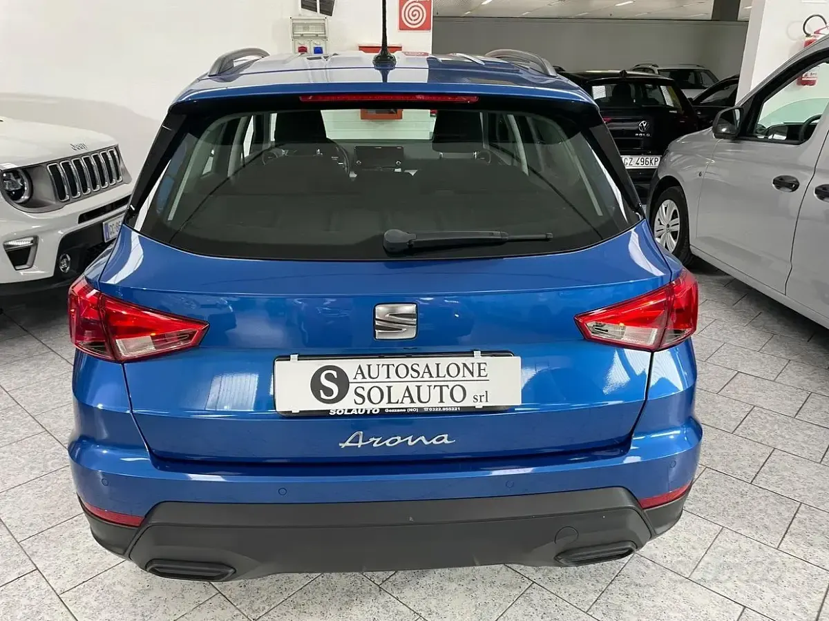 Usata Seat Arona Style 110 CV (80 kW) 2022 Blu SUV