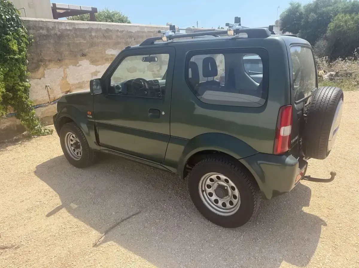 Usata Suzuki Jimny 86 CV (63 kW) 2011 Other SUV