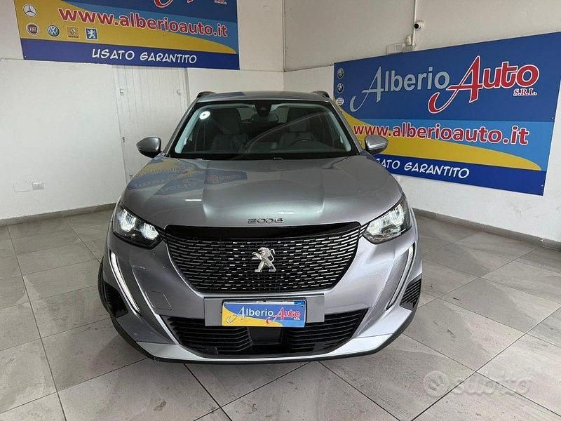 Usata Peugeot 2008 Allure 131 CV (96 kW) 2021 Grigio SUV