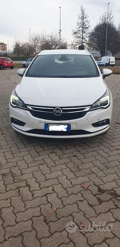 Usata Opel Astra Innovation 136 CV (100 kW) 2017 Station wagon