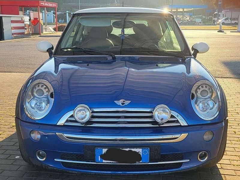 Usata Mini Cooper 116 CV (85 kW) 2006 Blu/azzurro Utilitaria