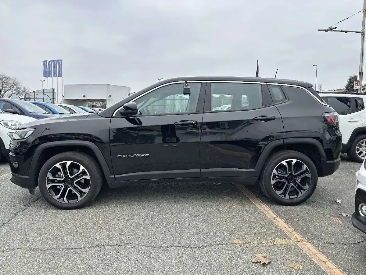 Usata Jeep Compass 131 CV (96 kW) 2024 Nero SUV