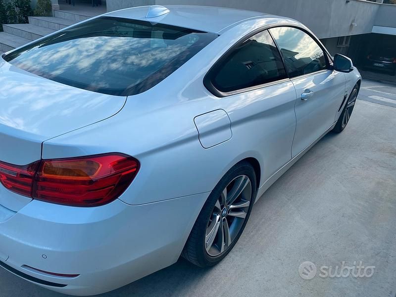 Usata BMW 420 Coupé Sport Line 190 CV (139 kW) 2016 Bianco Coupé