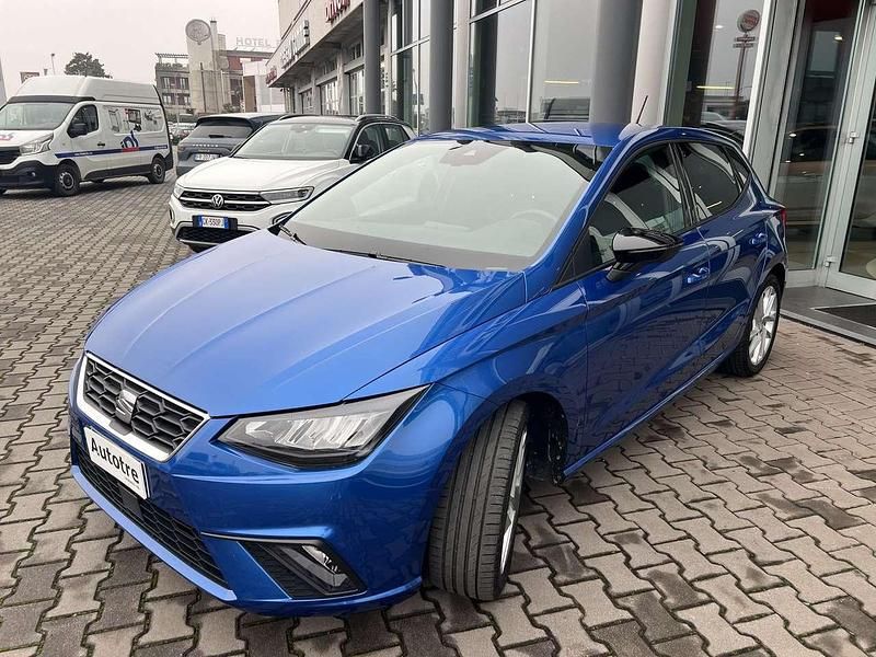 Usata Seat Ibiza FR 95 CV (69 kW) 2025 Blu/azzurro Berlina