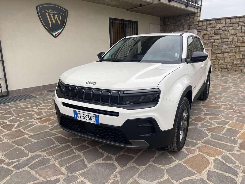 Bianco Nuova 2025 Jeep Avenger Longitude SUV | 22.900 € (Buon prezzo) - Immagine 1/4