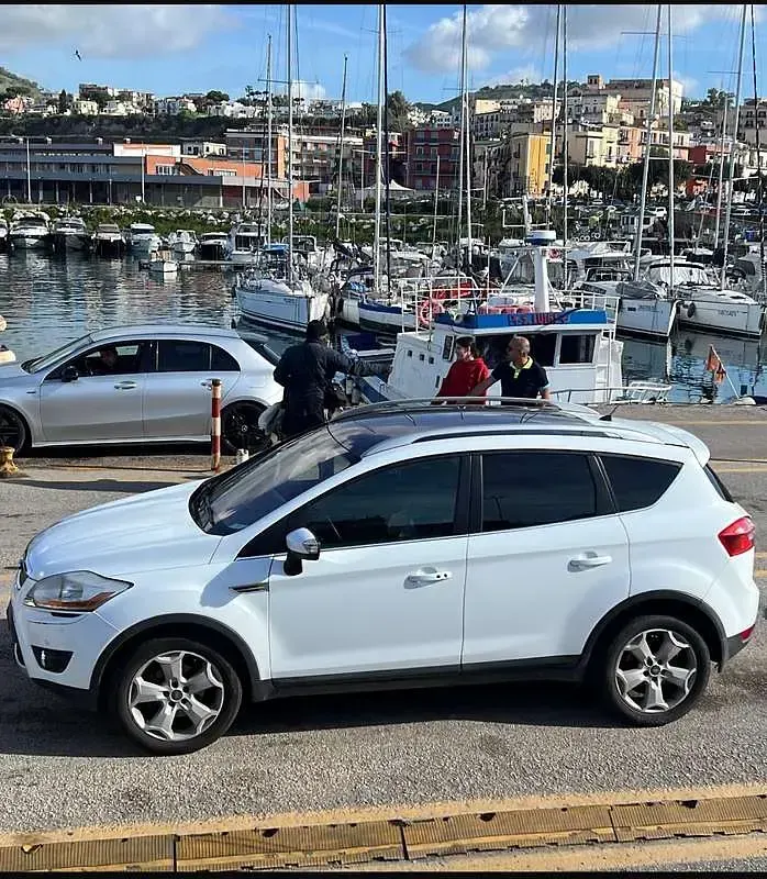 Usata Ford Kuga Titanium 163 CV (119 kW) 2011 Bianco SUV