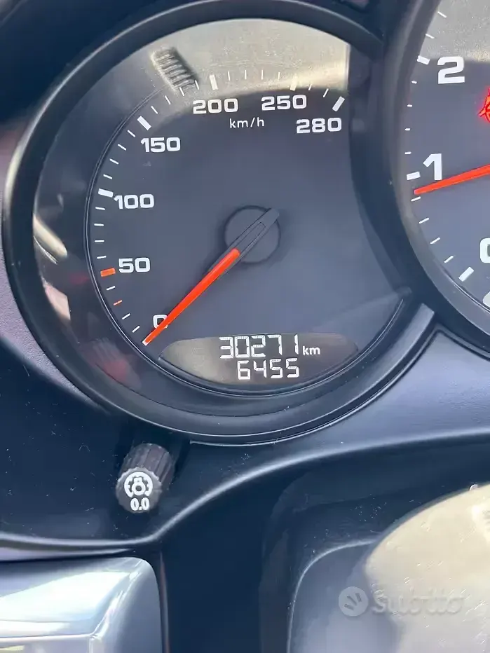 Usata Porsche 718 Boxster 300 CV (220 kW) 2021 Grigio Cabrio