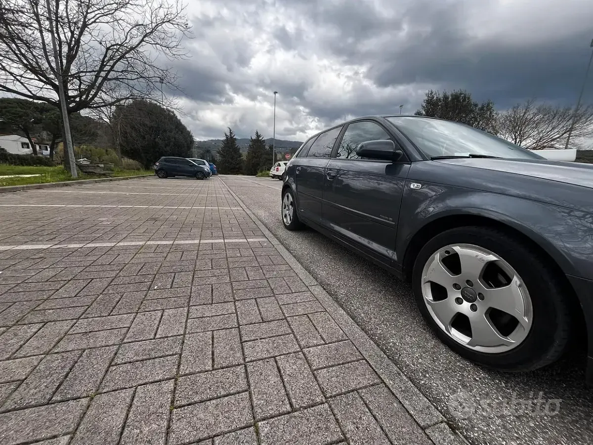 Usata Audi A3 140 CV (102 kW) 2007 Grigio Utilitaria