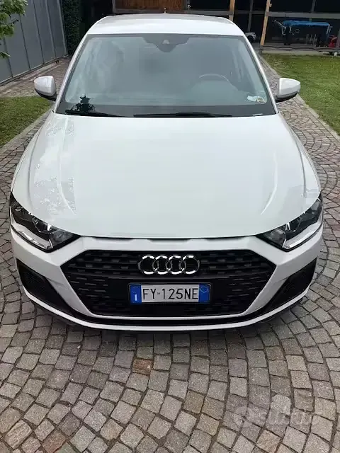 Usata Audi A1 Sportback 116 CV (85 kW) 2019 Bianco Utilitaria
