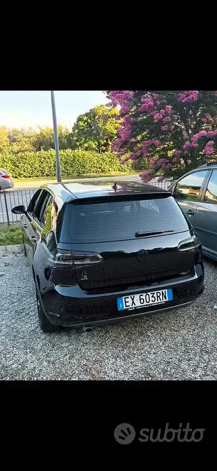 Usata VW Golf VII Highline 105 CV (77 kW) 2014 Nero Berlina