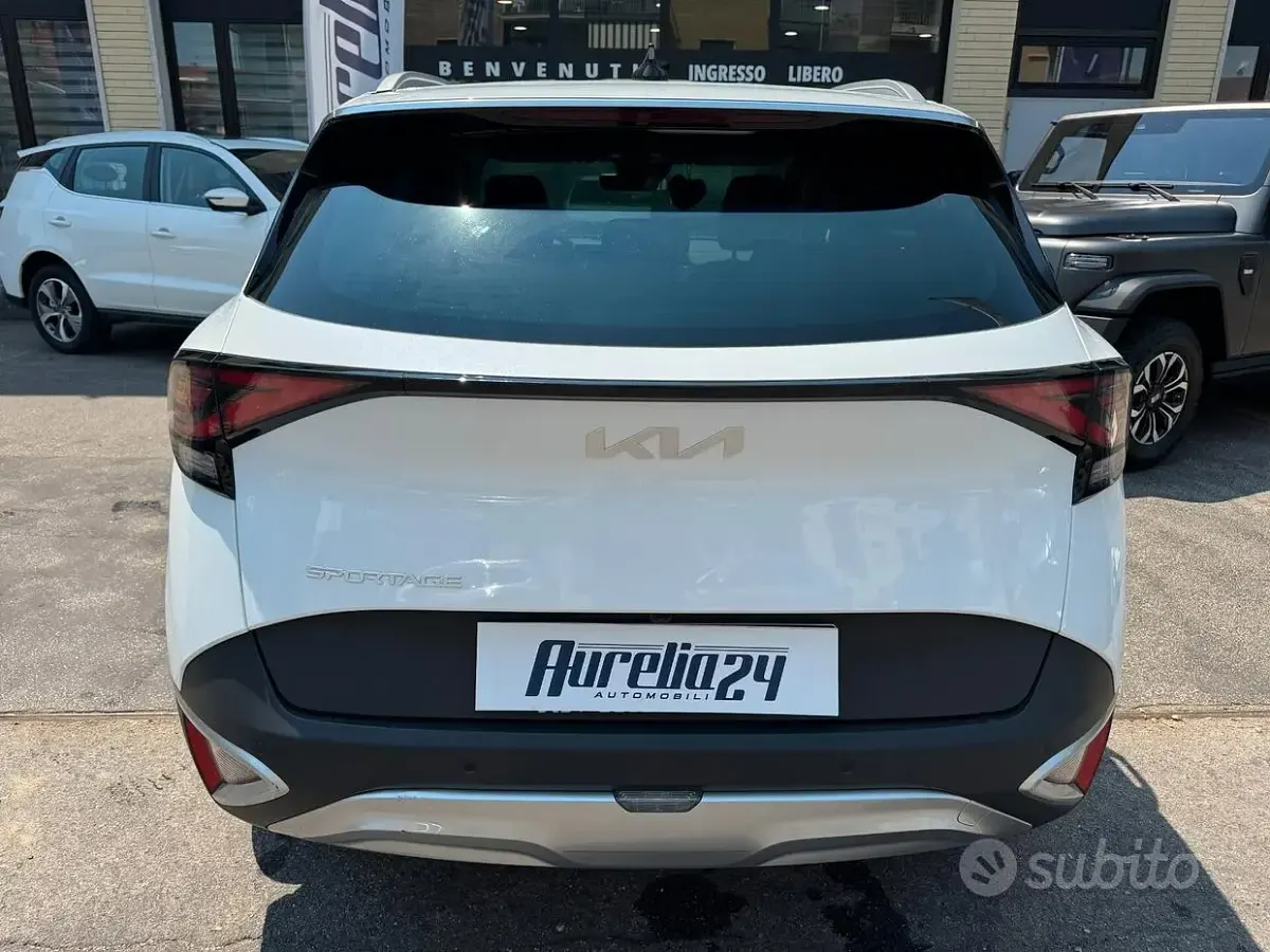 Usata Kia Sportage Style 160 CV (117 kW) 2025 Bianco SUV