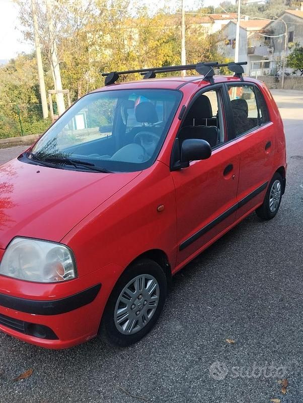 Usata Hyundai Atos 59 CV (43 kW) 2008 Rosso Utilitaria