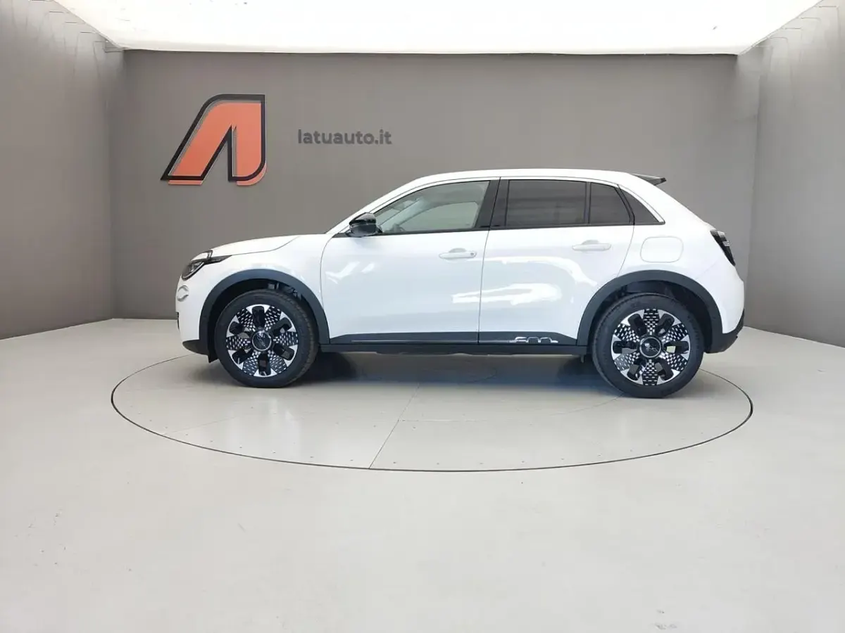 Usata Fiat 600 La Prima 110 CV (80 kW) 2025 Bianco SUV