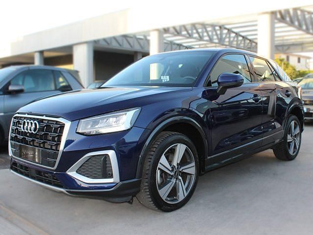 Usata Audi Q2 Admired 150 CV (110 kW) 2022 Blu/azzurro(met.) SUV