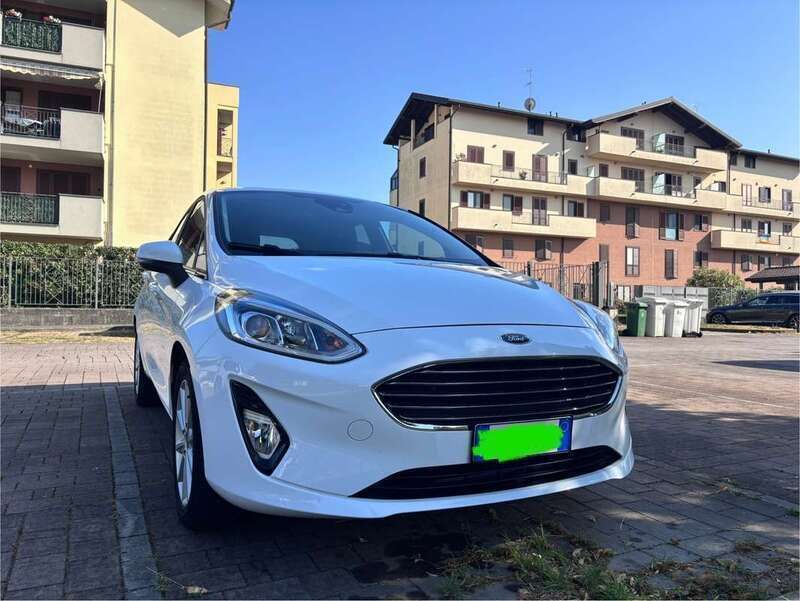 Usata 2018 Ford Fiesta Titanium Due volumi | 12.500 € (Molto cara) - Immagine 1/4