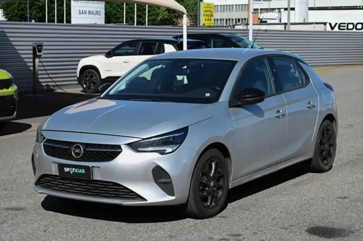 Usata Opel Corsa Edition 75 CV (55 kW) 2022 Utilitaria