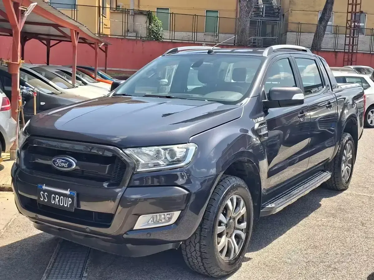 Usata Ford Ranger Wildtrack 160 CV (117 kW) 2018 Grigio Pick-up