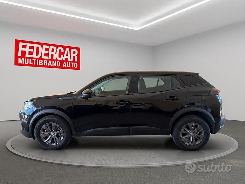 Usata Peugeot 2008 Active 110 CV (80 kW) 2022 Nero SUV