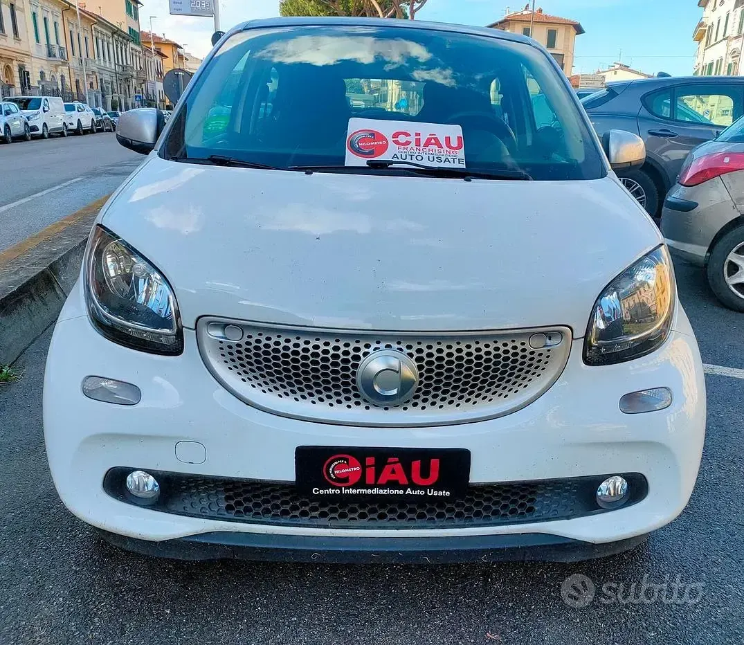 Usata Smart ForFour Passion 71 CV (52 kW) 2017 Bianco Utilitaria