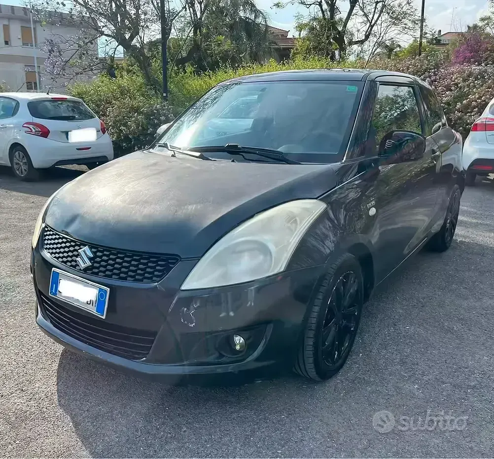 Usata Suzuki Swift 94 CV (69 kW) 2013 Nero Utilitaria