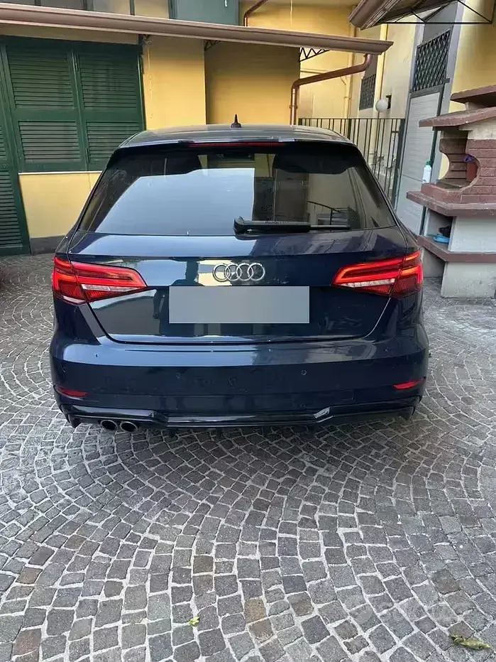 Usata Audi A3 S-Line 150 CV (110 kW) 2019 Nero Berlina