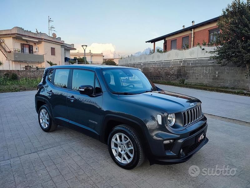 Usata Jeep Renegade Limited 131 CV (96 kW) 2024 Grigio SUV