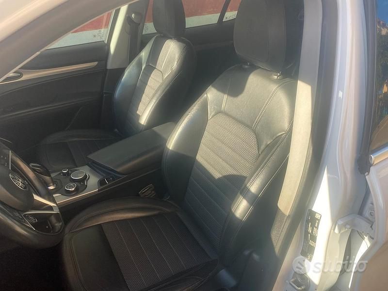 Usata Alfa Romeo Stelvio 2017 Bianco SUV