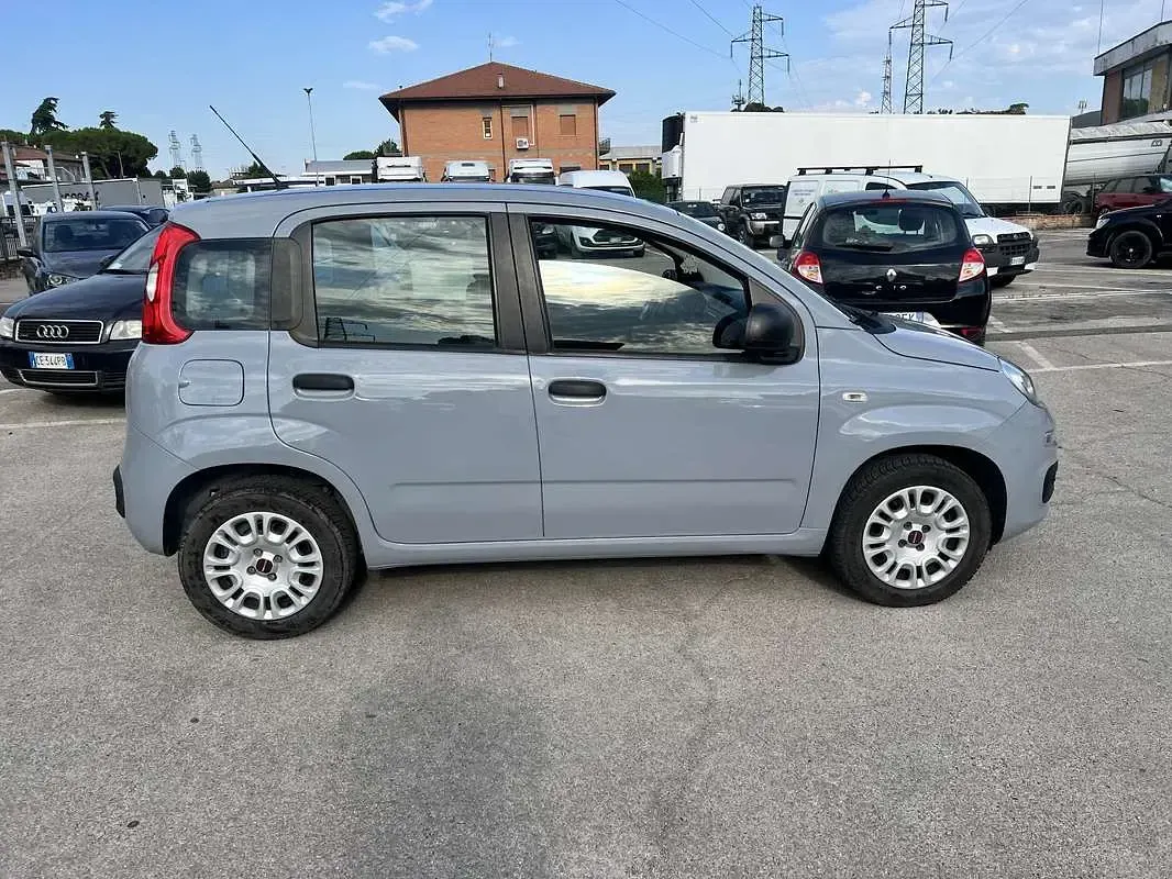 Usata Fiat Panda Easy 69 CV (50 kW) 2019 Utilitaria