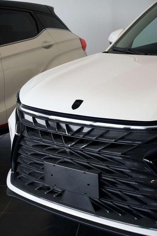 Nuova Cirelli 4 185 CV (136 kW) 2025 Bianco SUV