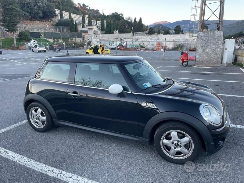 Nero Usata 2009 Mini ONE Due volumi | 4500 € - Immagine 1/4