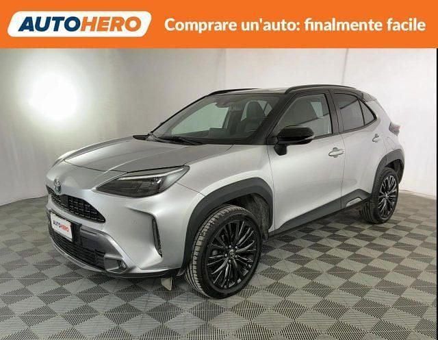 Usata Toyota Yaris Cross 92 CV (67 kW) 2023 Argento SUV