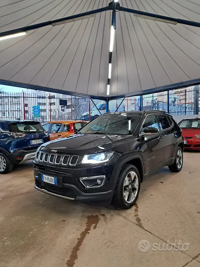 Usata Jeep Compass Limited 140 CV (102 kW) 2019 Nero SUV