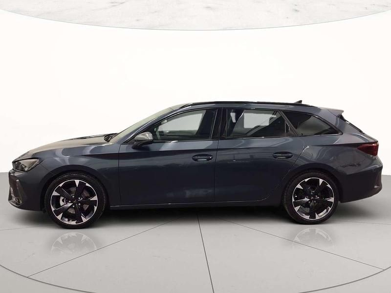 Gebraucht Cupra Leon 150 PS (110 kW) 2025 Magnetic tech Kombi