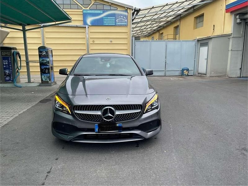 Usata Mercedes CLA200 Shooting Brake Premium 136 CV (100 kW) 2017 Station wagon