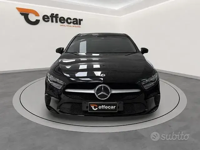Usata Mercedes A180 Executive 116 CV (85 kW) 2022 Nero Berlina