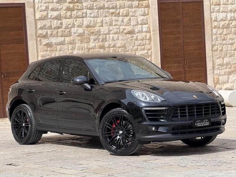 Nero Usata 2016 Porsche Macan S SUV | 36.000 € (Buon prezzo) - Immagine 1/4