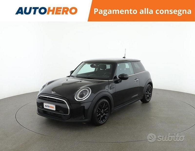 Usata Mini Cooper Essential 135 CV (99 kW) 2022 Nero Utilitaria