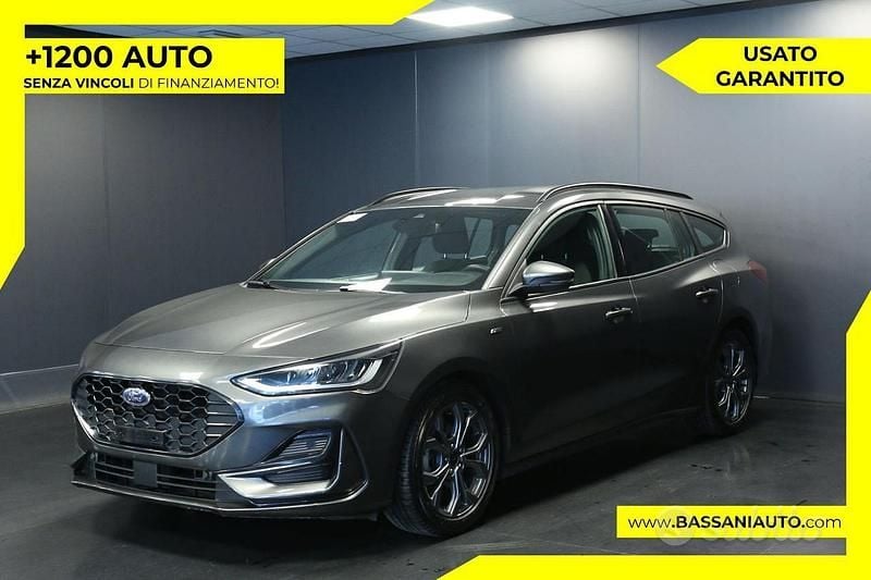 Usata Ford Focus ST 116 CV (85 kW) 2023 Grigio Station wagon