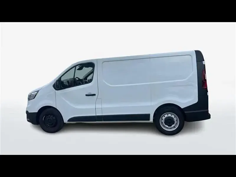 Usata Renault Trafic 150 CV (110 kW) 2023 Bianco Monovolume