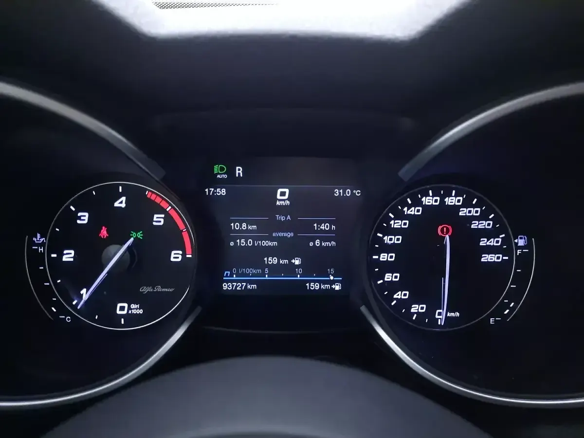 Usata Alfa Romeo Stelvio Sprint 190 CV (139 kW) 2021 Blublu SUV