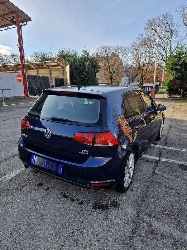 Usata VW Golf VII Highline 110 CV (80 kW) 2014 Berlina