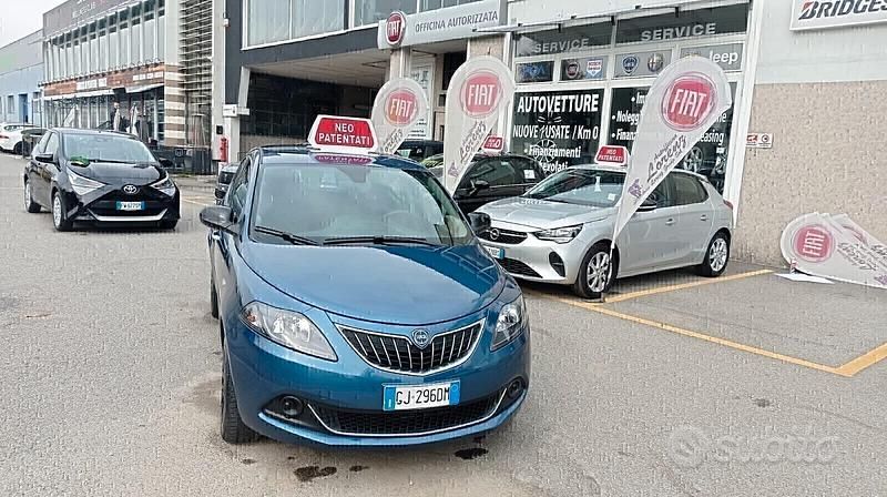Usata Lancia Ypsilon S 69 CV (50 kW) 2022 Blu/azzurro Utilitaria