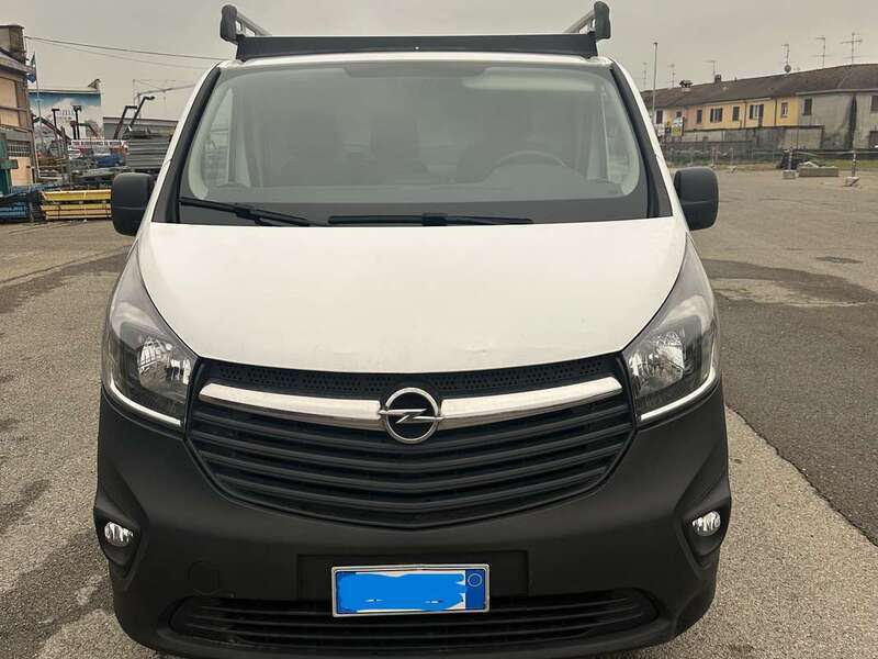 Usato 2018 Opel Vivaro 1.6 Diesel 121 CV (12.400 €)